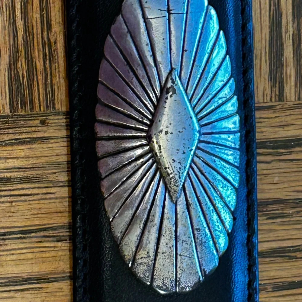 Onyx Women’s Vintage Midnight Black Leather Belt with Silver Details - Picture 3 of 11